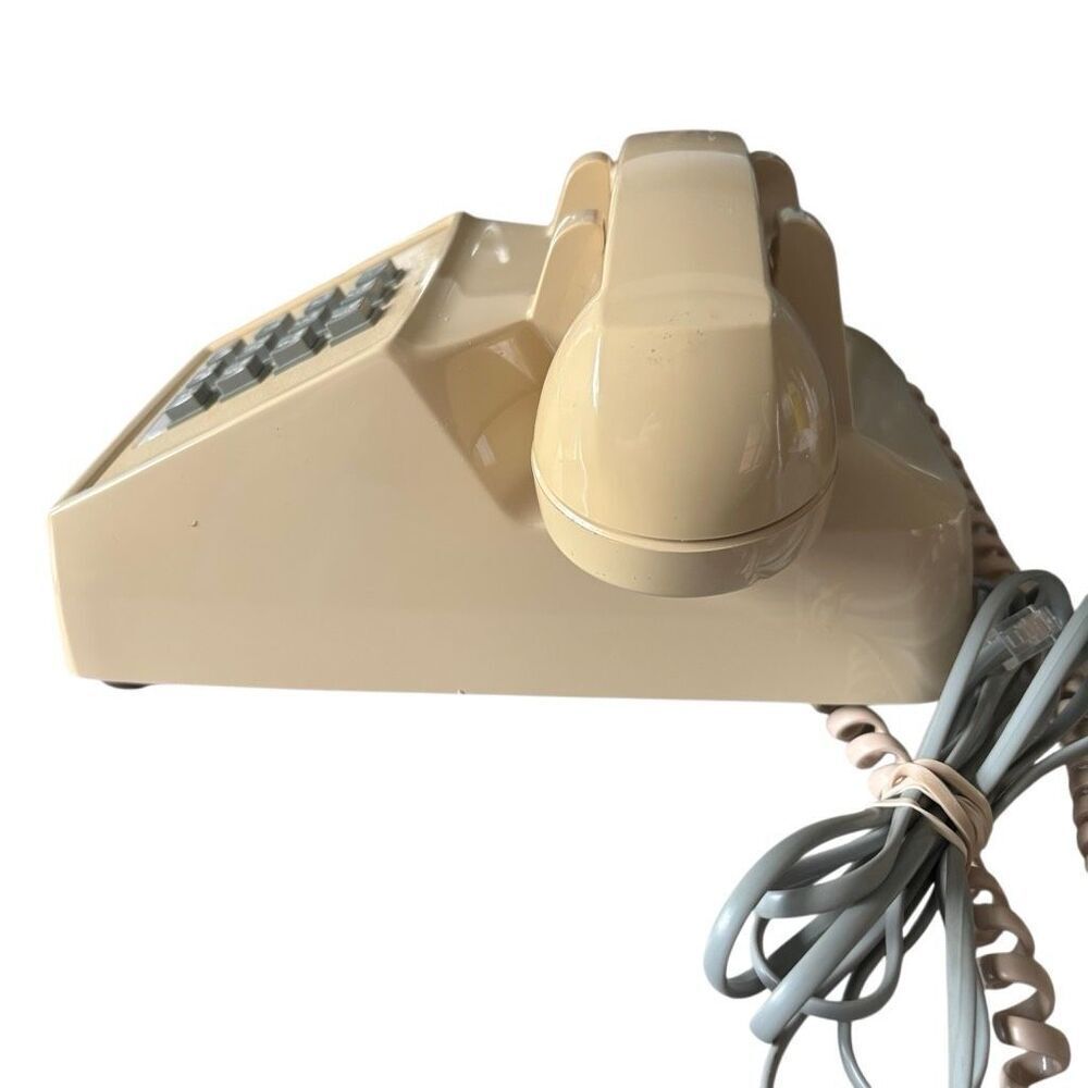 Cortelco RJ11C Vintage Tan Push Button Desk Phone *Tested* - Picture 4 of 9